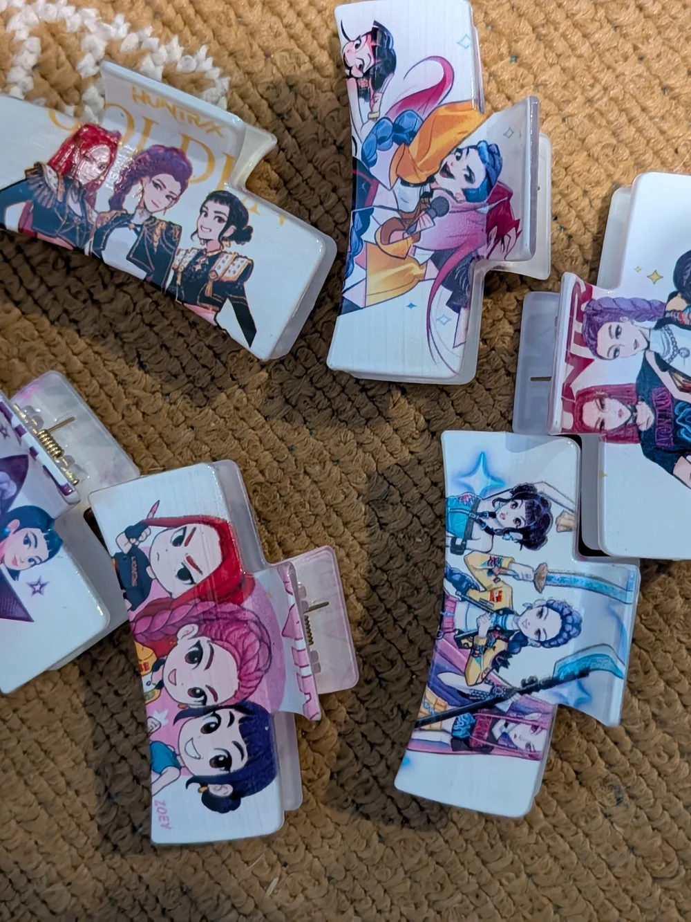 6 New K-pop Demon Hunters Hair Clips